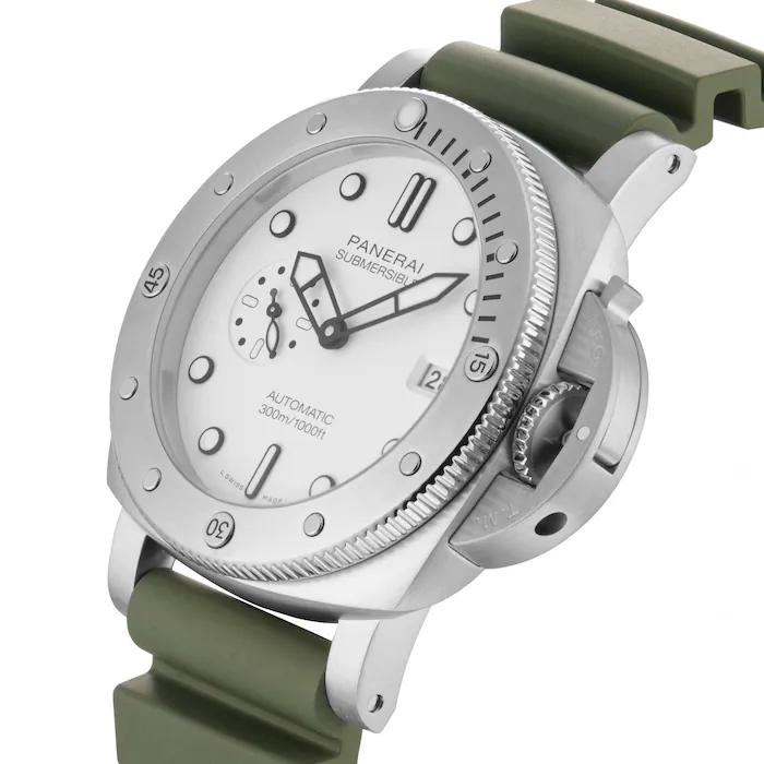Panerai Submersible 44mm Mens Watch MPN: PAM01595